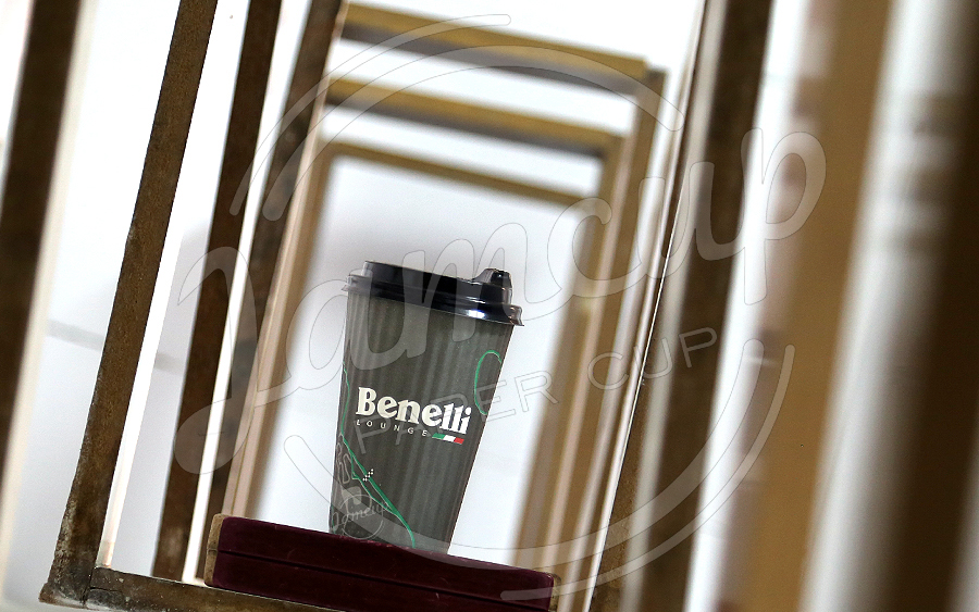 لیوان کاغذی دوجداره